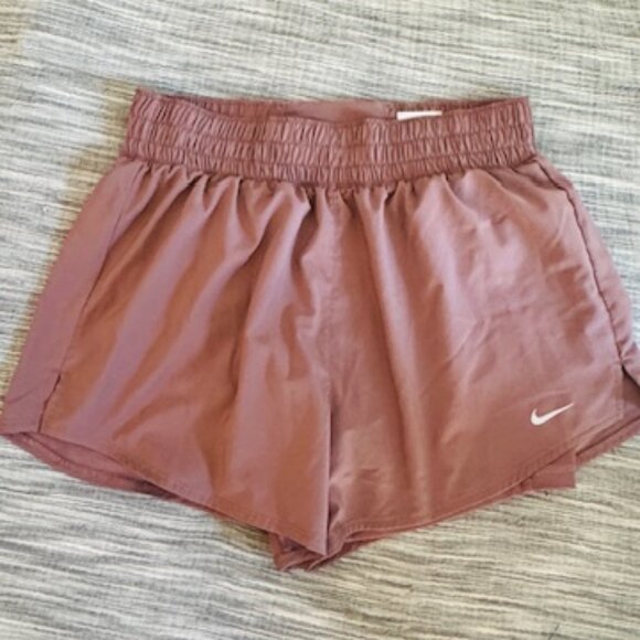 Nike Women's One Dri-FIT Mid-Rise 3" Brief-Lined Shorts - Smokey Mauve size M - Picture 1 of 3